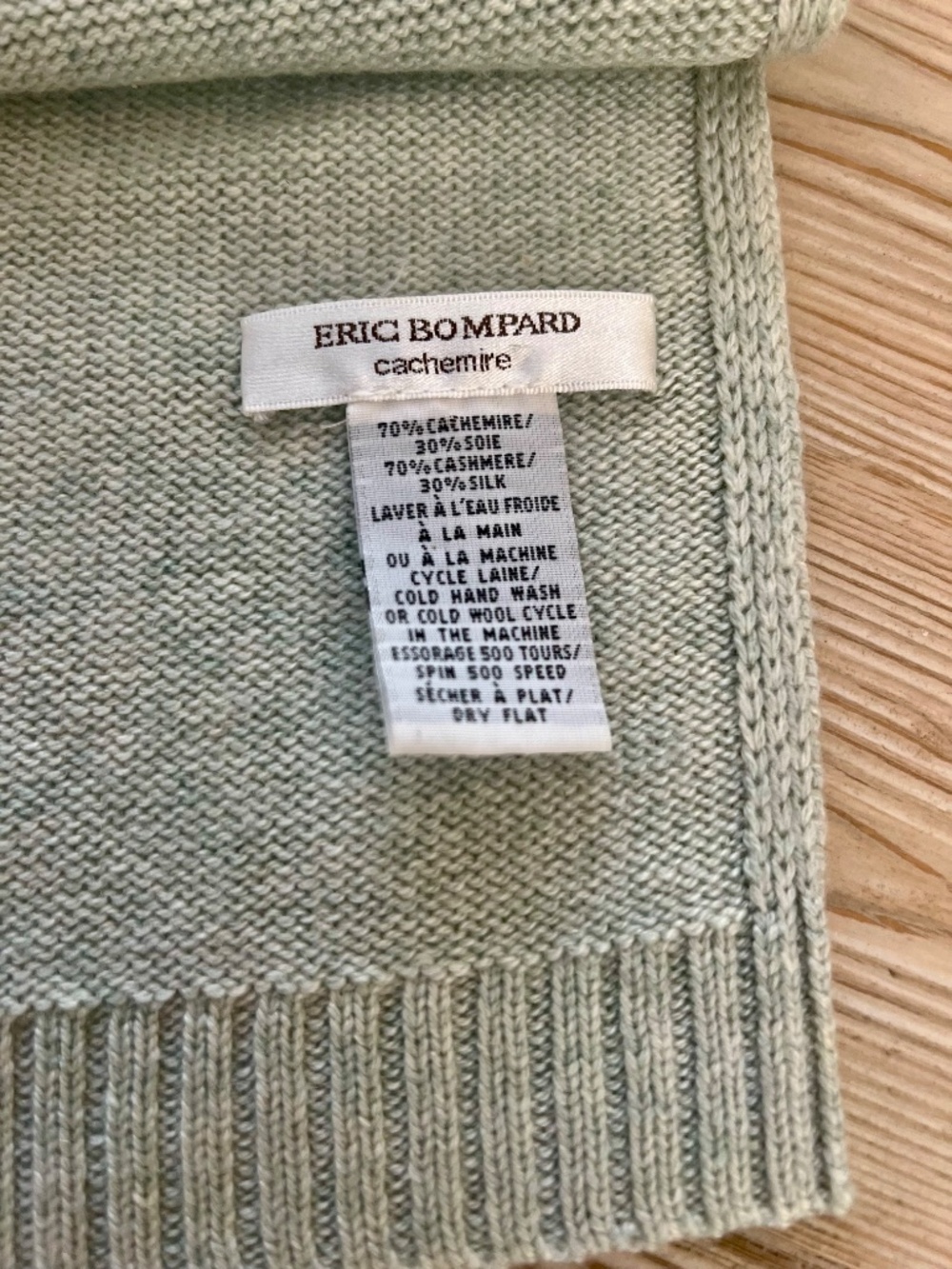 Eric Bompard Cashmere Silk Sage Green Scarf - Picture 6 of 8